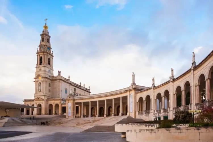 【賀歲葡萄牙、預購減5000】新春葡萄牙、佩納宮波爾圖、道地美食體驗、兩晚五星飯店10日-14