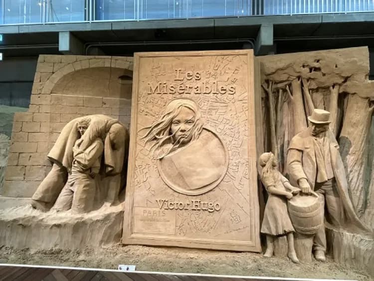 2024-鳥取砂之美術館