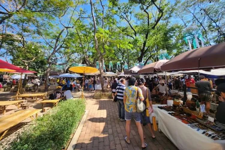 Jing Jai Market 真心市集-清邁泰好逛