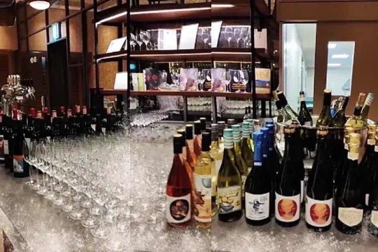 【五雲閣】頂級自助餐廳 酒水無限暢飲-五雲閣自助餐廳(酒類無限暢飲)