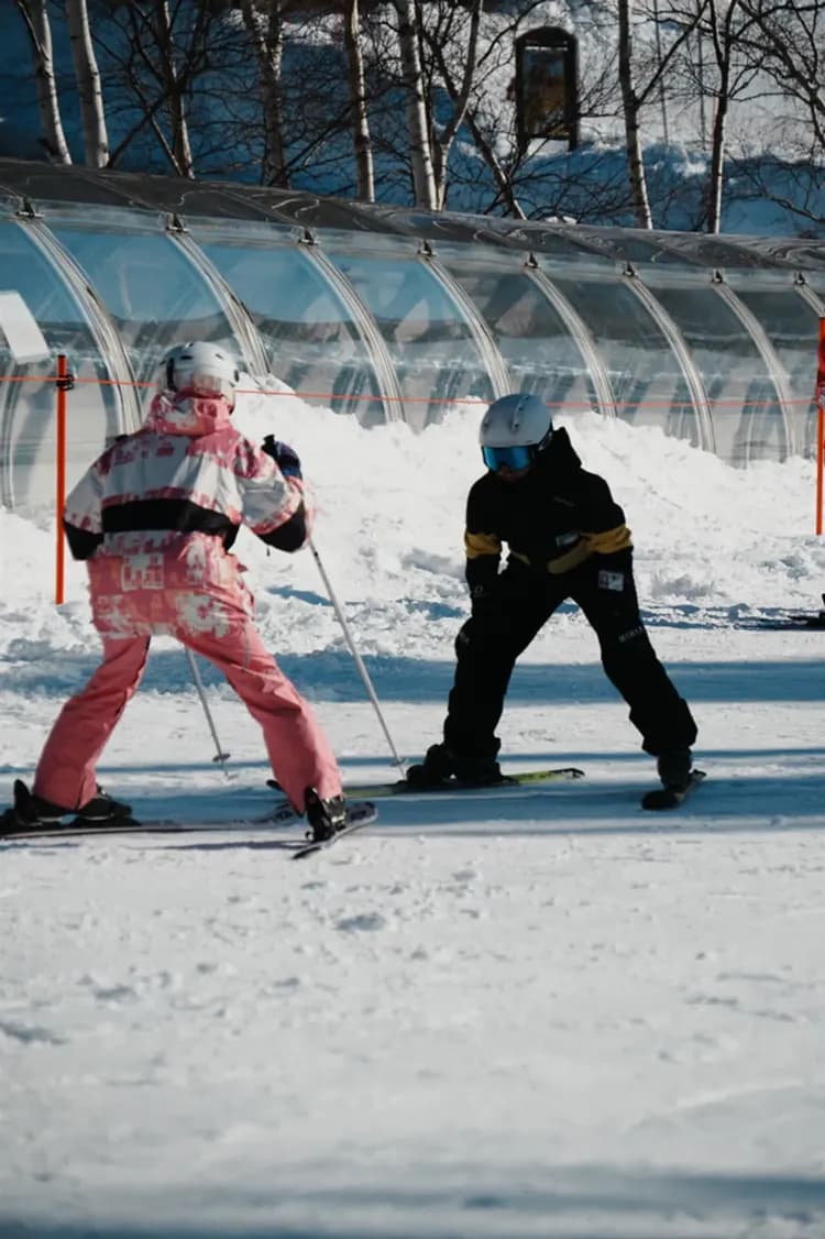 【札幌手稻滑雪一日遊】雙板滑雪中文教練課程｜含雪具租借．贈送滑雪拍攝服務-14