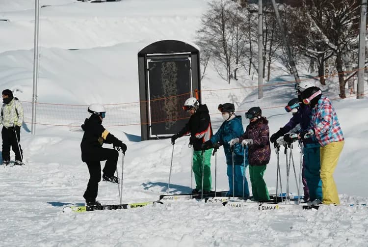【札幌手稻滑雪一日遊】雙板滑雪中文教練課程｜含雪具租借．贈送滑雪拍攝服務-6