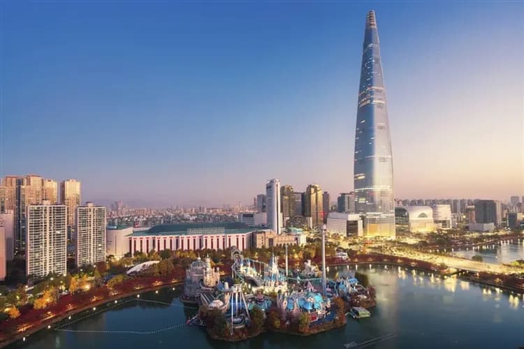 冬遊首爾｜嗨玩樂天世界．滑雪體驗．舒暢汗蒸幕．景福宮韓服體驗．書卷氣息圖書館．品味吮指炸雞五日｜高雄-7