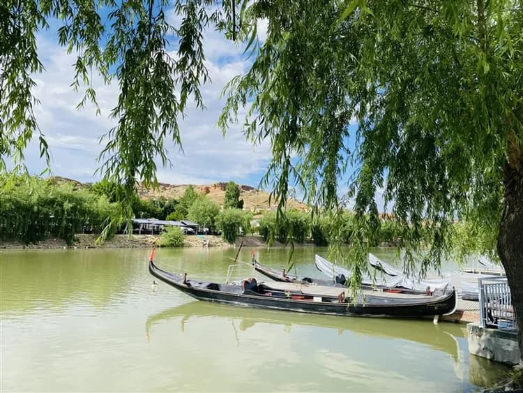 賀歲折$5,000》加贈小費》贈熱氣球》經典土耳其旅遊｜送杜拜｜杜拜皇家亞特、洞穴連泊、米其林推薦、伊斯坦堡雙皇宮12日-14