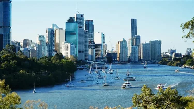 澳洲旅遊｜《每月一物》考拉奔度假山莊·海豚島·飛躍絕美海岸線·擁抱無尾熊·微醺酒莊·奇趣鴨海陸大遊船·黃金小資9日-17