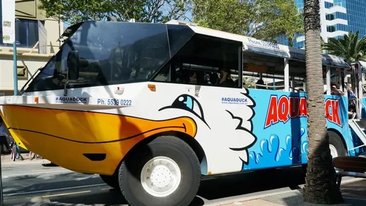 澳洲旅遊｜《每月一物》考拉奔度假山莊·海豚島·飛躍絕美海岸線·擁抱無尾熊·微醺酒莊·奇趣鴨海陸大遊船·黃金小資9日-5