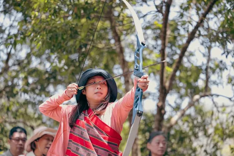 挑戰使用比賽級弓具，學習原住民射箭技巧，不僅是體驗，更是一場身心專注的訓練。