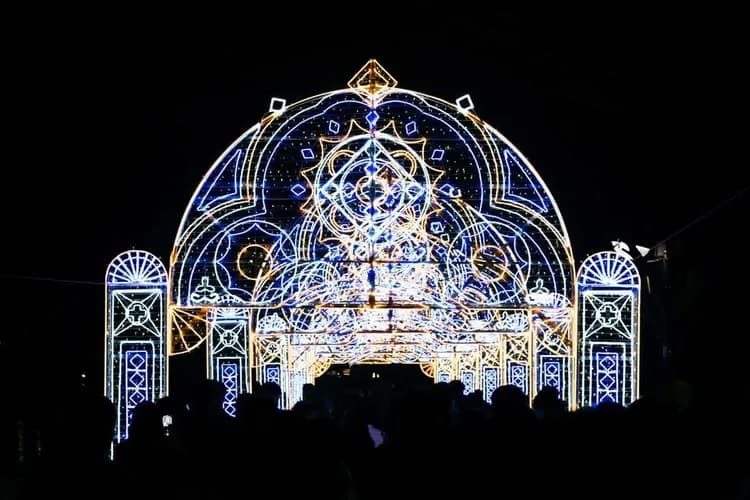 首爾石村湖燈節