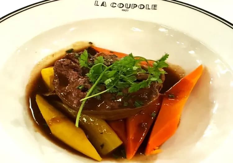 荷比法, 雄獅, 法國旅遊, 圓頂餐廳