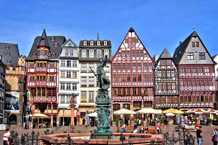 限量德國～夢幻新天鵝堡、絕美中世紀古城、黑森林湖區、德國大城小鎮八日-5