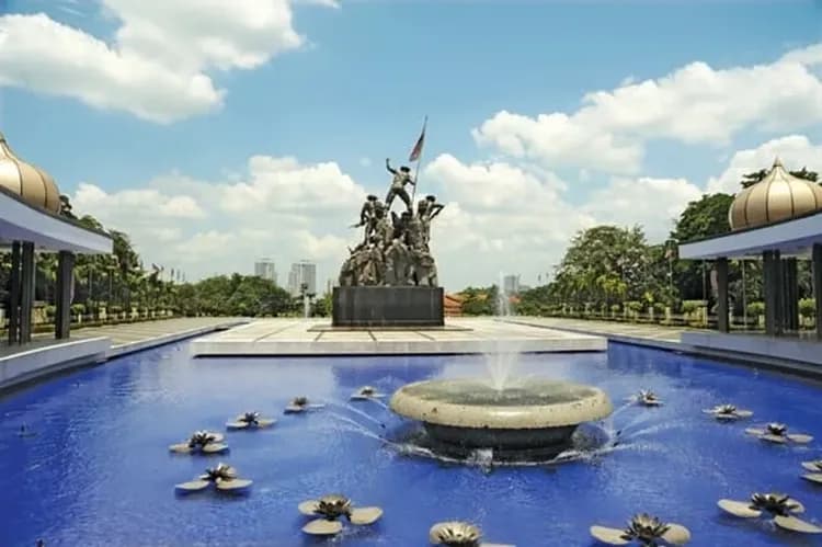 馬來西亞樂翻天～世界遺產遊、彩虹黑風洞、藍眼淚螢河遊、全程五星酒店、大紅花渡假村五日-8