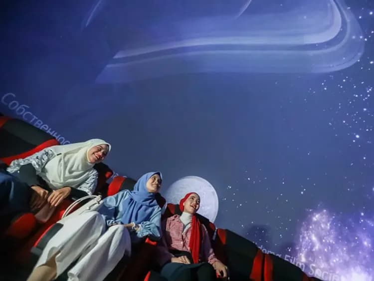 天幕劇場Sky Dome-東方村(高空纜車、3D藝術館、天幕劇場、環景震撼車)