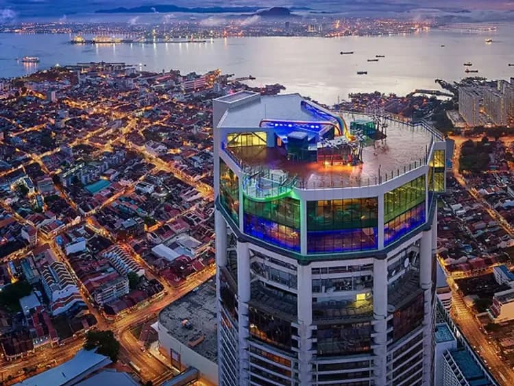 The Top Komtar Penang-彩虹天空步道