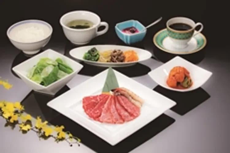 寒假折2,000｜東京五星迪士尼.富士急樂園.冬季採果戲雪.敘敘苑燒肉美饌溫泉五日｜保住2晚迪士尼友好園區酒店-7