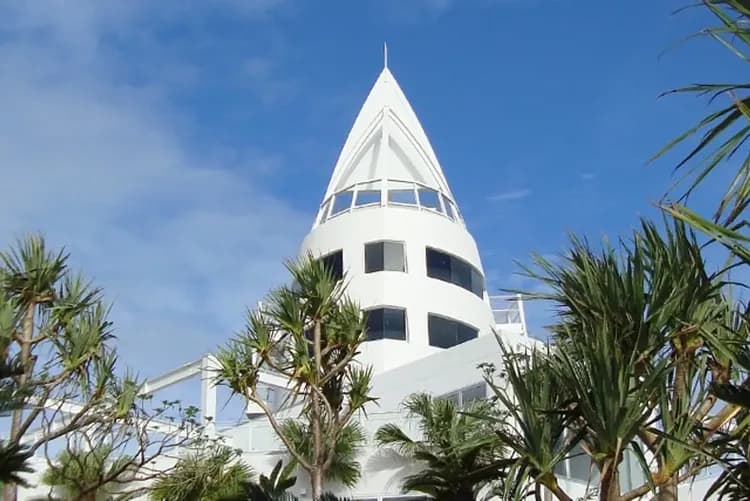 照片來源:古宇利海洋塔官網-古宇利島(海洋塔+電瓶車+貝殼博物館)