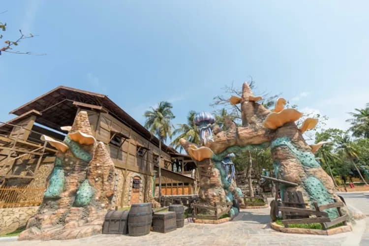 全景跨海纜車、Sun World遊樂區