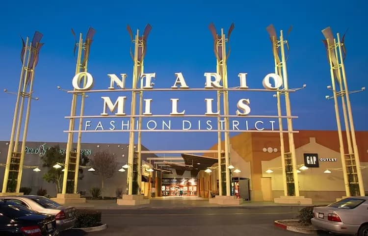 安大略購物中心(Ontario Mills)-OUTLET購物趣