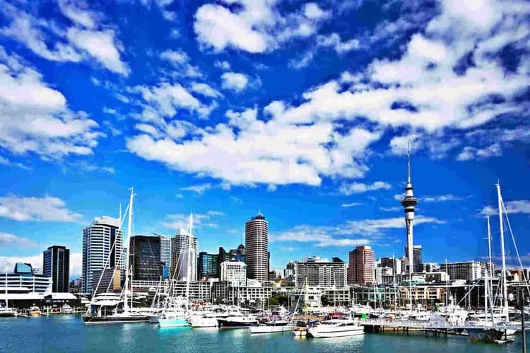 豪享紐西蘭～庫克山國家公園、皇后天際纜車、懷托摩螢火蟲、毛利文化抓龍蝦10日-12