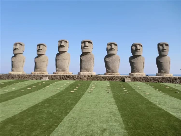 賀歲九州｜折3000｜保住五星.由布院之森列車.三大蟹吃到飽.湯布院金鱗湖.高千穗峽.神秘摩艾石.溫泉六日【高雄直飛】