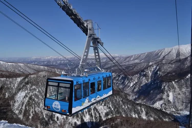 冬-黑岳空中纜車(約7分鐘)