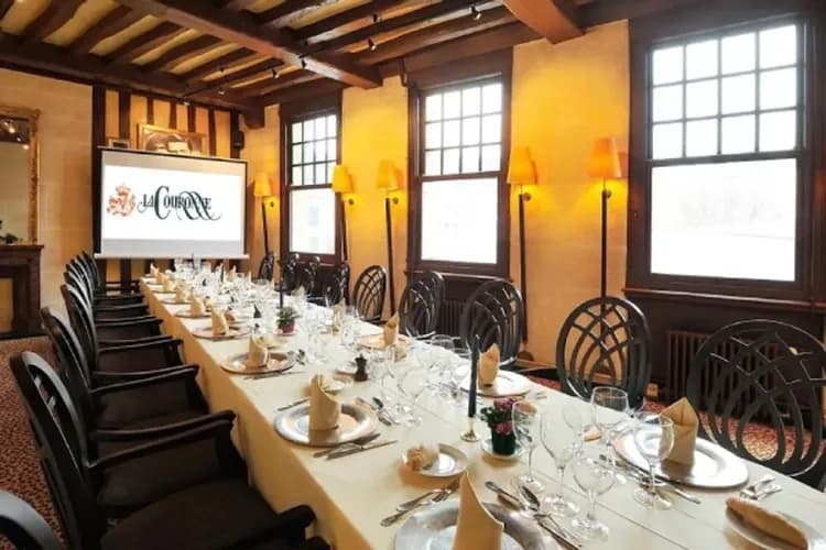 盧昂百年餐廳-特色餐廳