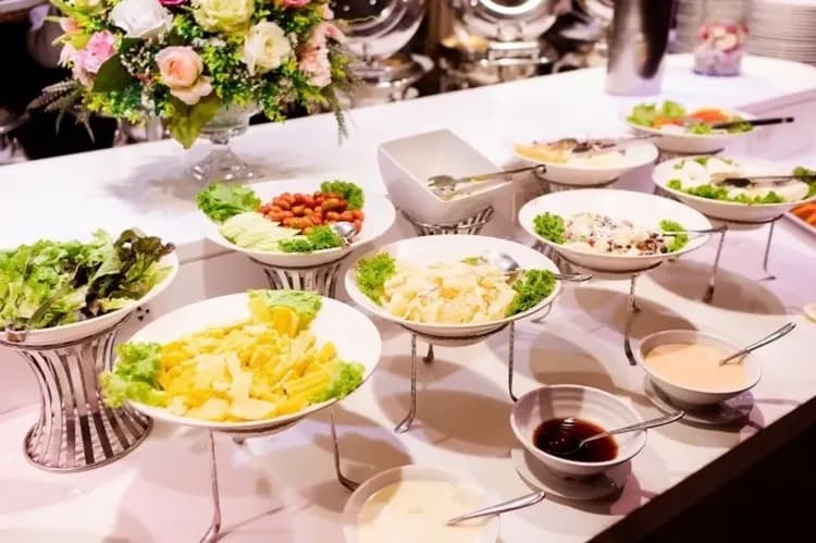 湄南河夜遊船(全程約2小時+自助晚餐)