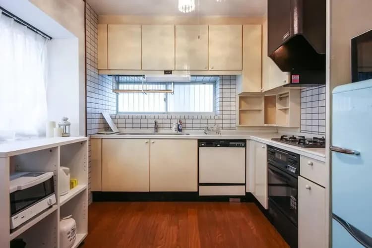 신주쿠까지 단 9분, 아라이야쿠시마에역까지 도보 6분이며, 최대 20명 수용 가능한 5LDK 구조, 면적 109㎡!-9