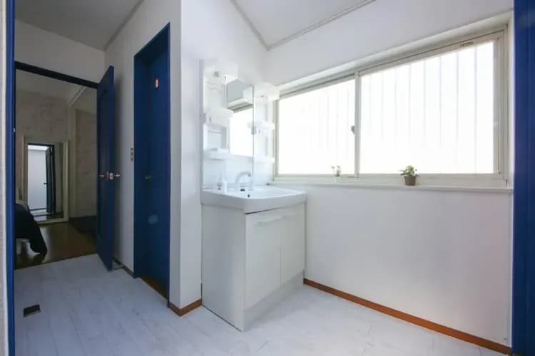 신주쿠까지 단 9분, 아라이야쿠시마에역까지 도보 6분이며, 최대 20명 수용 가능한 5LDK 구조, 면적 109㎡!-17