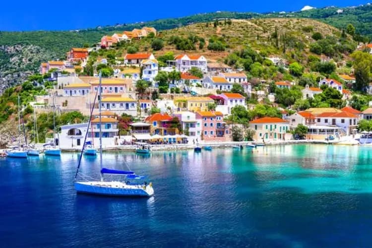 【我心遺落愛琴海、早鳥最高省6000】希臘戀雙島、四大世界遺產、兩晚彩虹島、五晚五星飯店13日-9