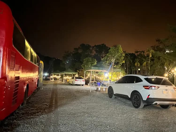 星雲谷-星空露营车套房-8