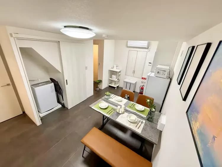 アメ横・上野公園徒歩圏内/2ベッドルーム一軒家貸切/42㎡/最大8名-1