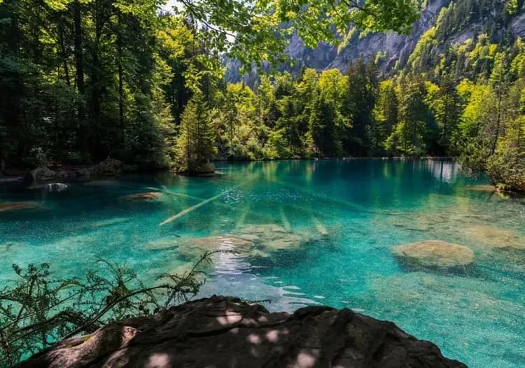 藍湖,blausee,少女的眼淚