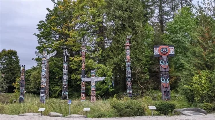 加拿大極光｜黃刀鎮賞極光3晚、玻璃帳篷、狗拉雪橇、雪上摩托車、西雅圖太空針塔、溫哥華１０日-8