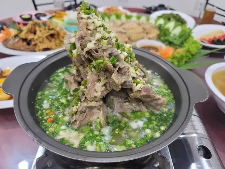 早鳥最高省６千│泰國旅遊│國際五星一晚,贈行政酒廊,洲際酒店沙灘BBQ,甜點DIY,綠野象蹤咖啡廳,無購物五日-7