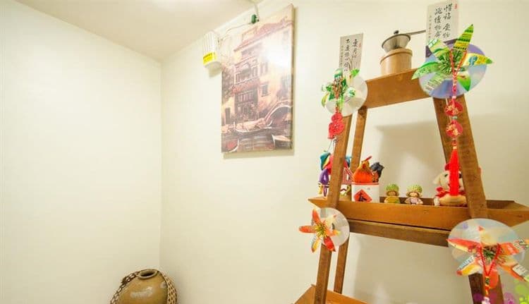 Happy round elegant house-8