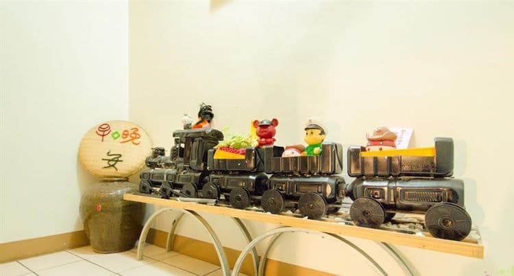 Happy round elegant house-7