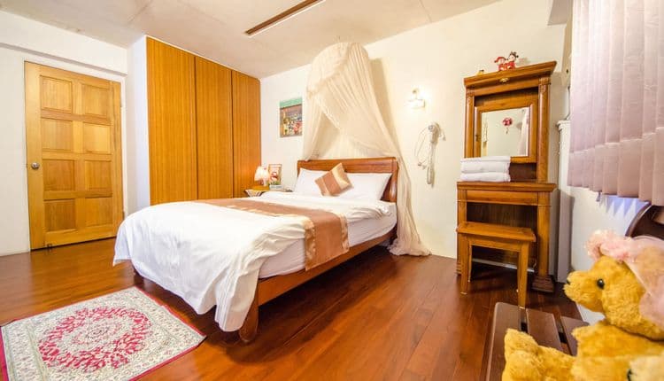 Happy round elegant house-1