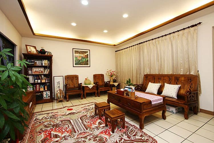 Happy round elegant house-4