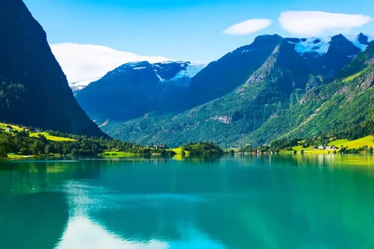 北歐三國超值選～挪威雙峽灣、縮影高山火車、波羅的海遊輪、精選飯店10日-7