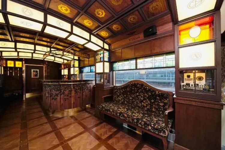 JR特級A列車(約1小時；熊本++三角)