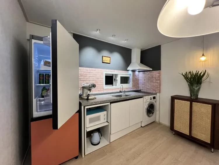 ’獨價’  [NEW]Roise Hongdae 2-Bedroom Premium Apartment-3
