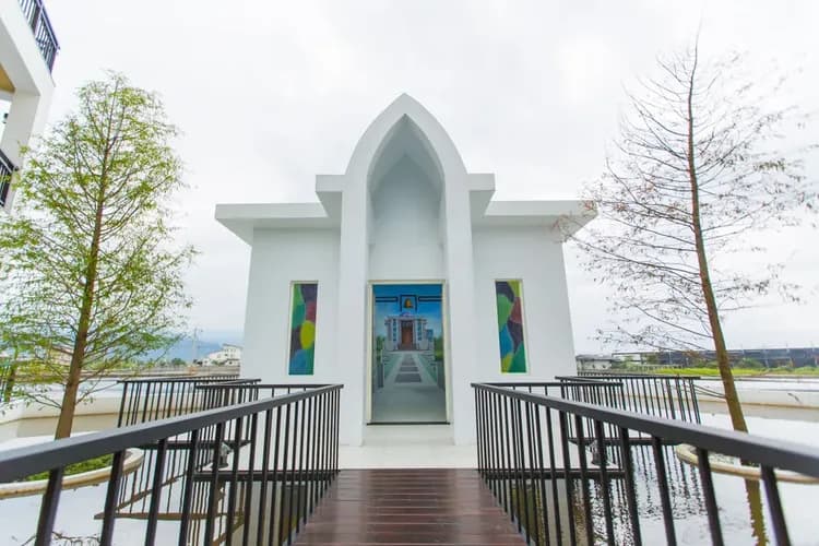 Listening to the wind in the mountains and rivers-4