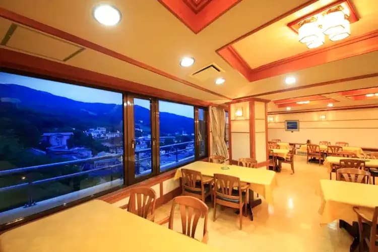 【東京出發】藏王廣場日式旅館 4天3夜｜藏王温泉滑雪場  含交通新幹線 早晚餐 纜車券3日-5