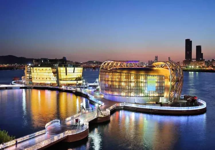 慢遊首爾半自助｜一日自由活動.連住近明洞飯店兩晚自由逛.江華島斜坡滑車＋故事小路(一站彩妝購物)五日｜台中出發