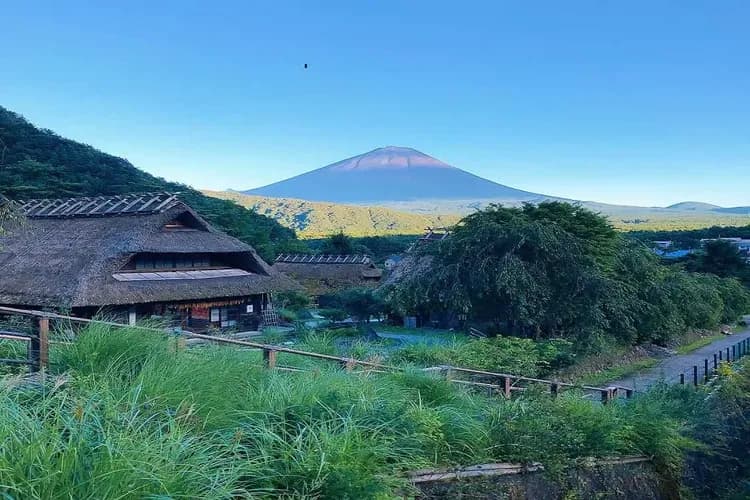 西湖合掌村(写真提供：西湖いやしの里根場）-西湖合掌村