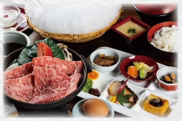 棉花糖牛肉鍋-風味餐食