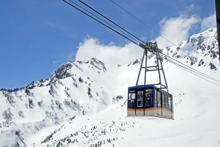立山黑部雪之大谷