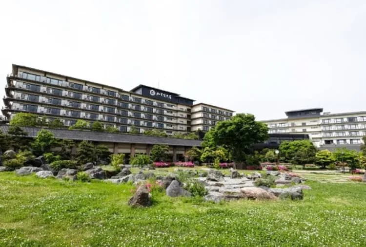 連休北陸雪壁～立山黑部、合掌村兼六園、溫泉上高地、雅之宿加賀百萬石五日-9