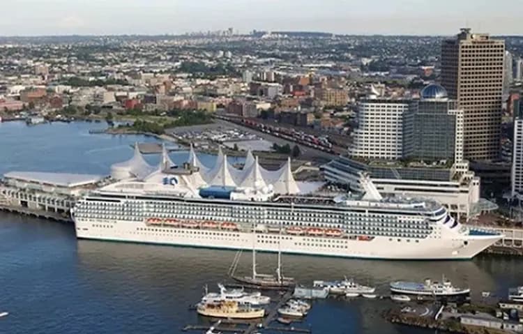 【尋夢公主號遊輪、早鳥享優惠】阿拉斯加冰河三重奏、羅伯山纜車、雙景觀火車、丹奈利國家公園15日-11