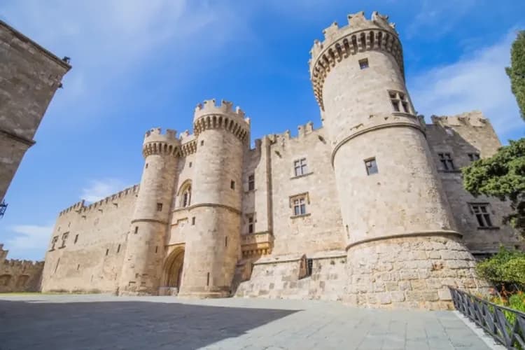 【名人郵輪無極號 早鳥享優惠】浪漫東地中海～漂浮天空之城、愛琴海四島巡航、神話雅典12日-5